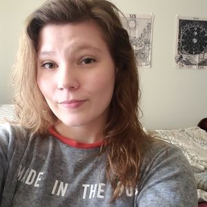 Meet your Posher, Olivia